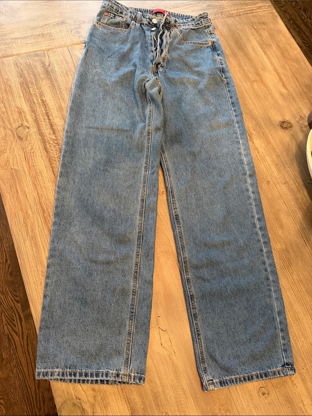 Signature8 women’s high waisted Medium Blue wide leg Jeans